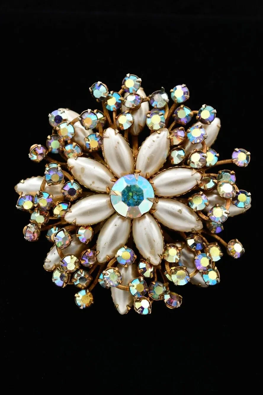 Vintage Crystal Flower Pin Brooch Aurora Borealis Rhinestone Prong 1980s BinAT